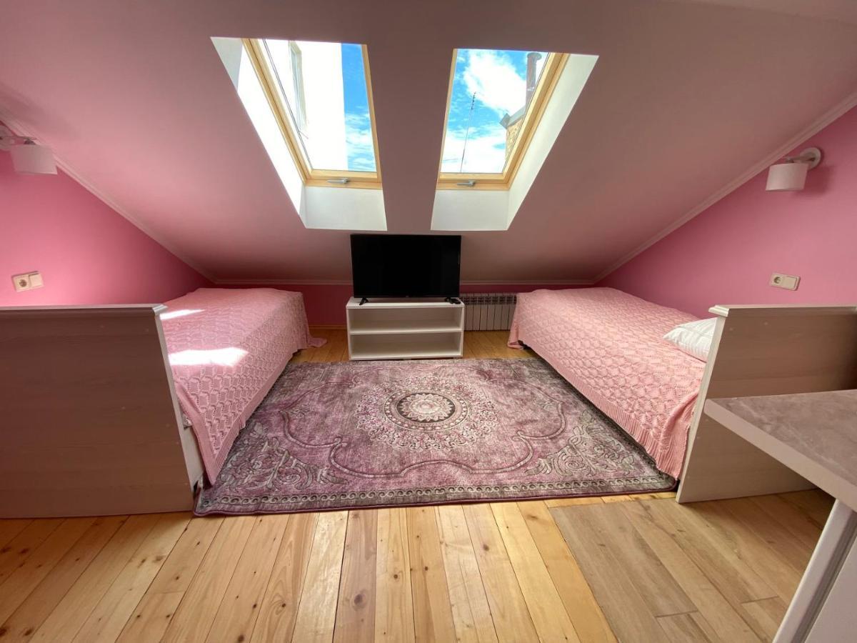 Аpartment For Lady Διαμέρισμα Chernivtsi Εξωτερικό φωτογραφία