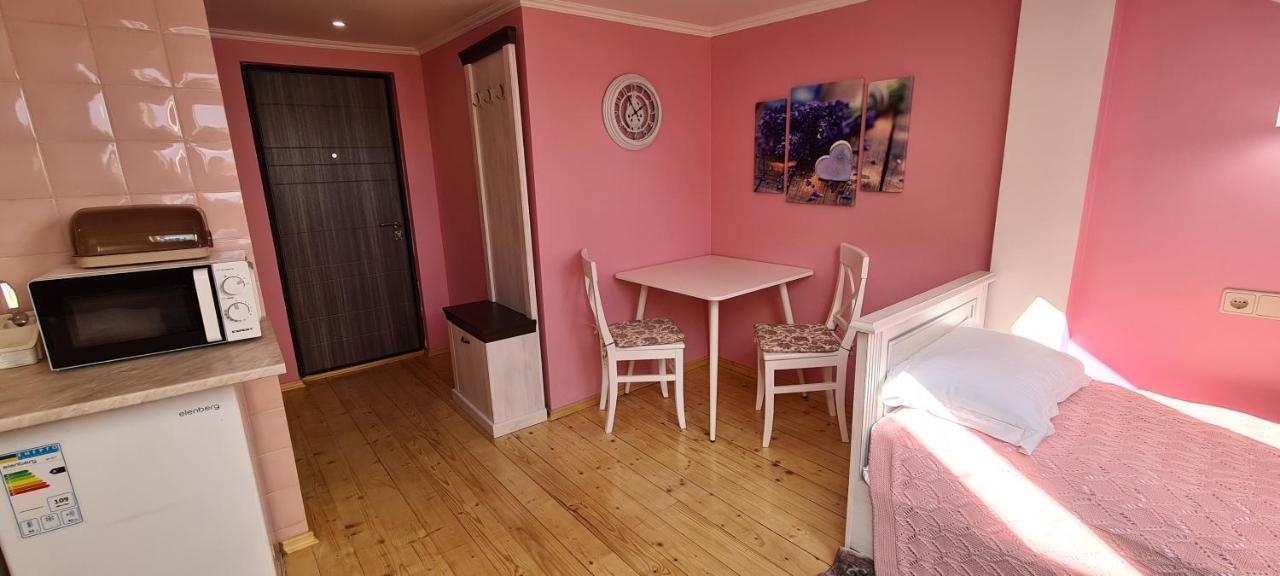 Аpartment For Lady Διαμέρισμα Chernivtsi Εξωτερικό φωτογραφία